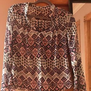 3/$10 ✨Charlotte Russe Patterned Sheer Shirt